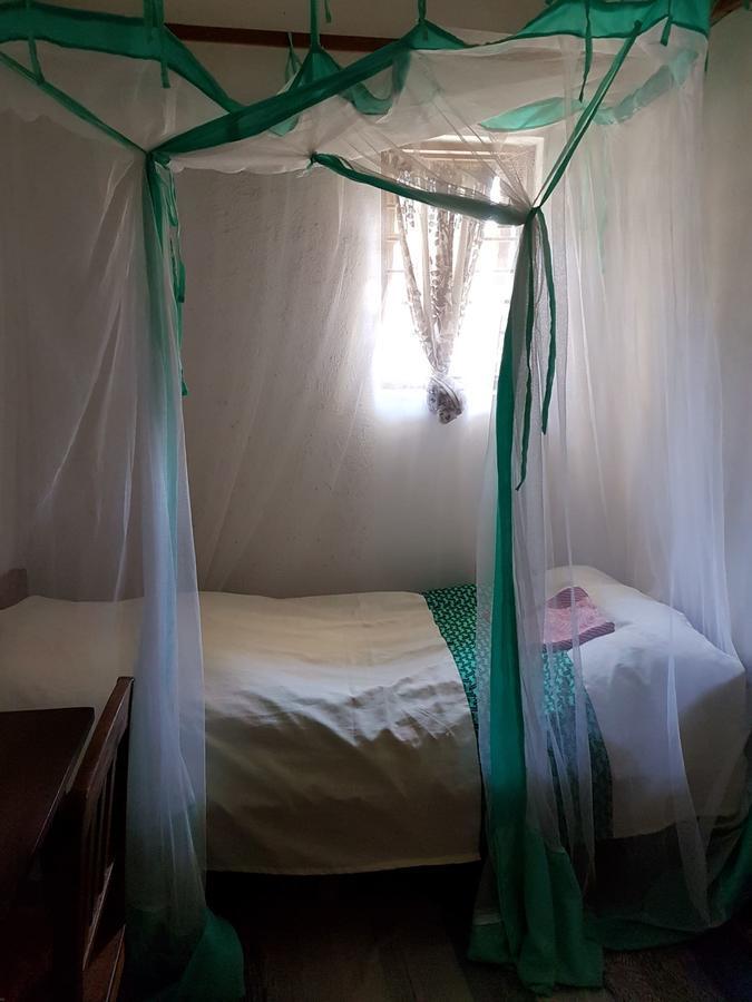 מלון מביה Karibuni Center מראה חיצוני תמונה