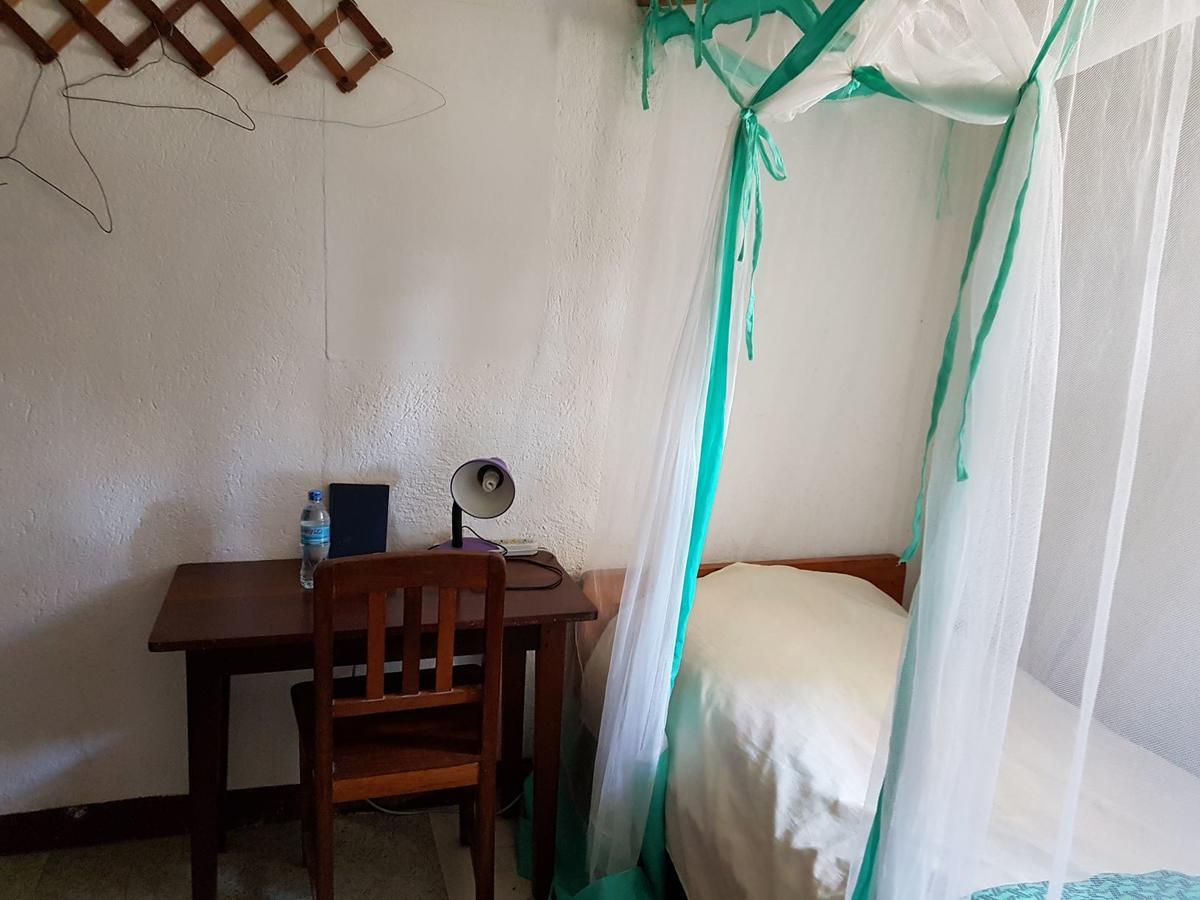 מלון מביה Karibuni Center מראה חיצוני תמונה
