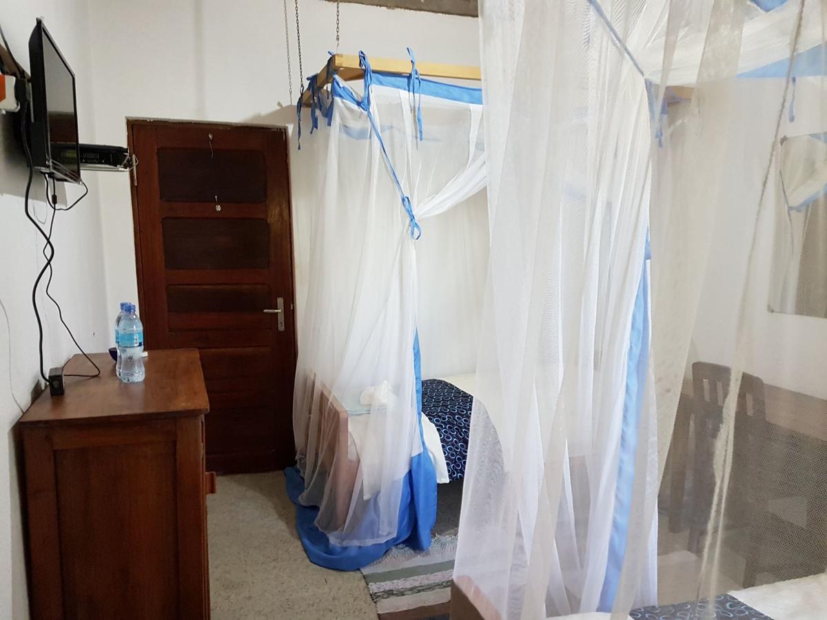 מלון מביה Karibuni Center מראה חיצוני תמונה